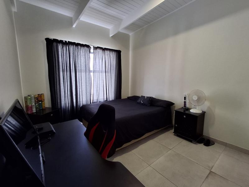 3 Bedroom Property for Sale in Britannia Bay Western Cape